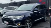 side view of 2015 Mitsubishi Outlander
