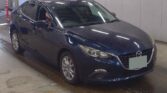 front side view of 2014 Mazda Axela