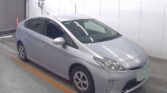 front side view of used 2015 Toyota Prius