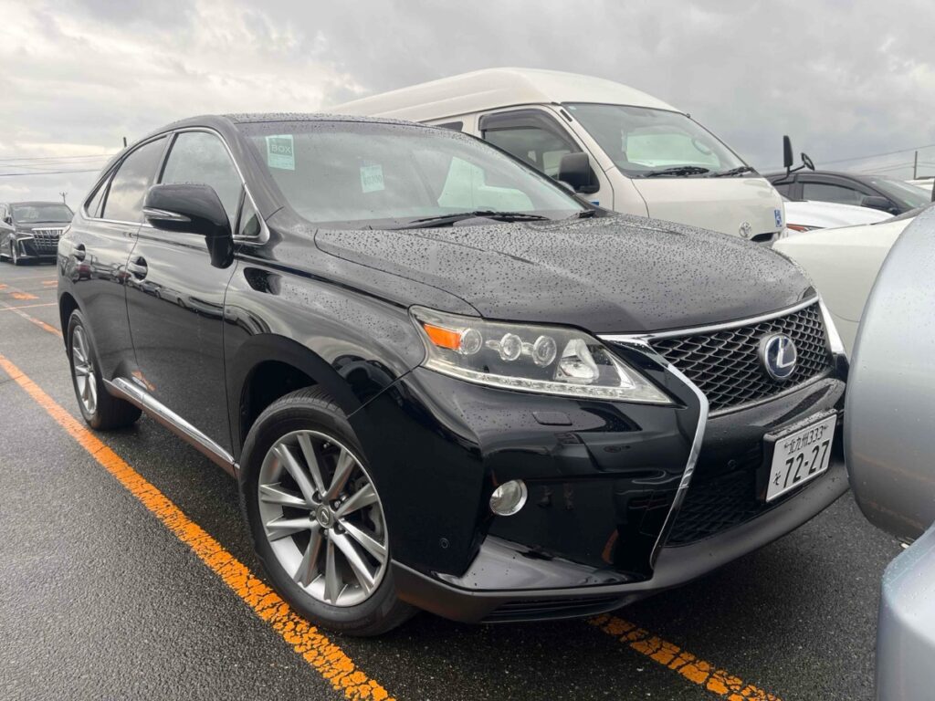 front side view of black 2014 Lexus RX 450h