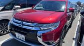 front side view of 2015 Mitsubishi Outlander
