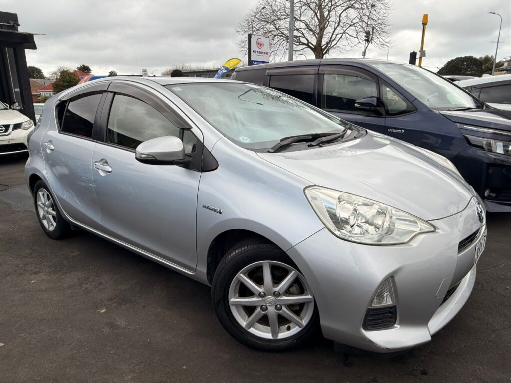 side view of 2012 Toyota Aqua