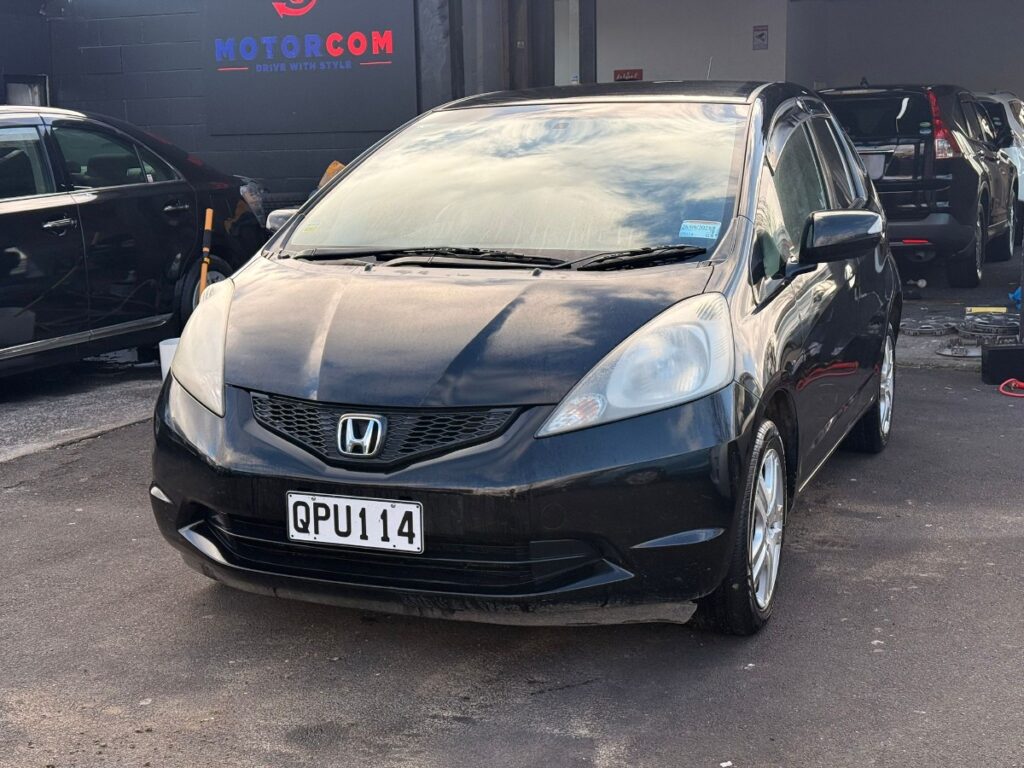 front side view of 2010 Honda Fit