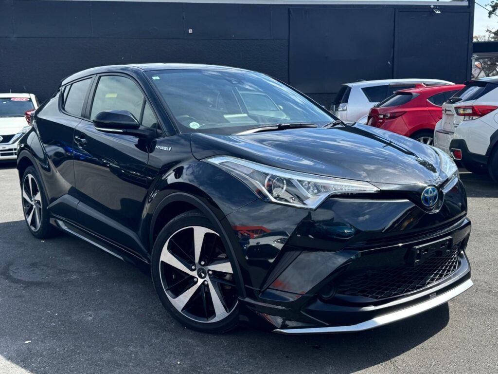 side view of 2017 Toyota C-HR