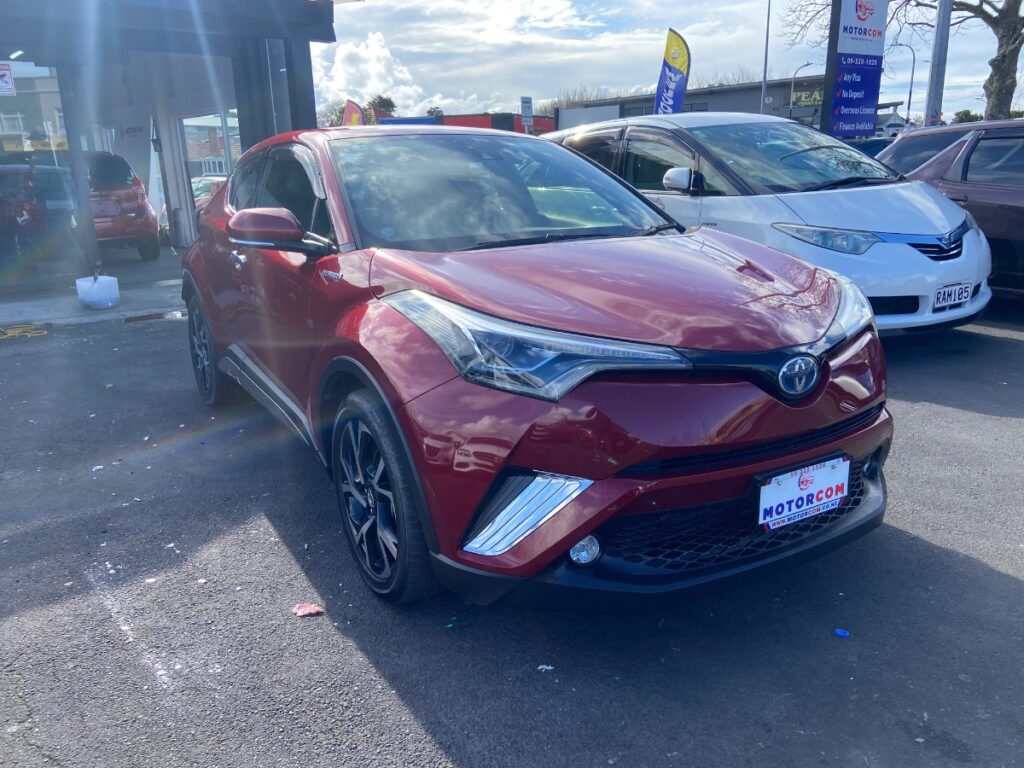 side view of 2018 Toyota C-HR