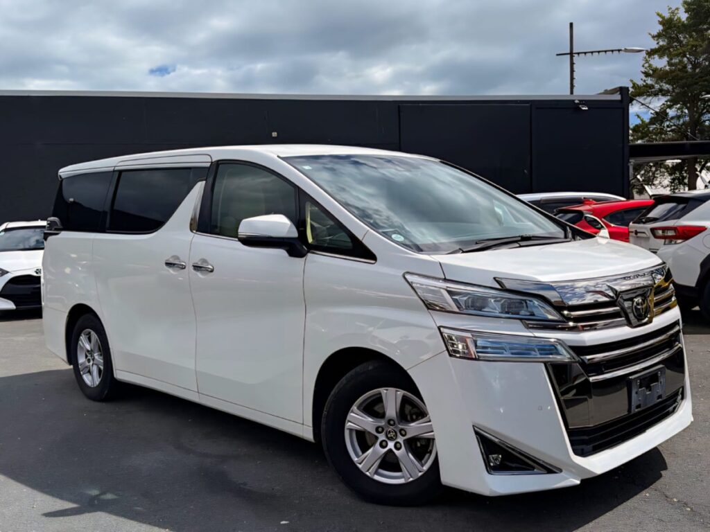 side view of 2020 Toyota Vellfire