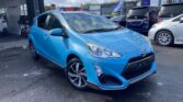 side view of 2015 Toyota Aqua