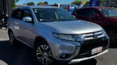 side view of 2016 Mitsubishi Outlander