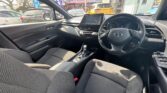 front inside view of 2017 Toyota C-HR