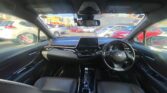 front seats view of 2018 Toyota C-HR