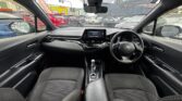 front seats view of 2018 Toyota C-HR