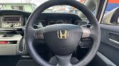 steering wheel view of 2005 Honda EDIX
