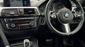 front interior view of 2014 BMW 320i