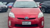 front view of 2011 Toyota Prius