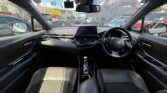 front seats view of 2017 Toyota C-HR