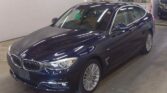 front side view of 2014 BMW 320i