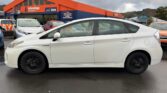 full side view of 2014 Toyota Prius
