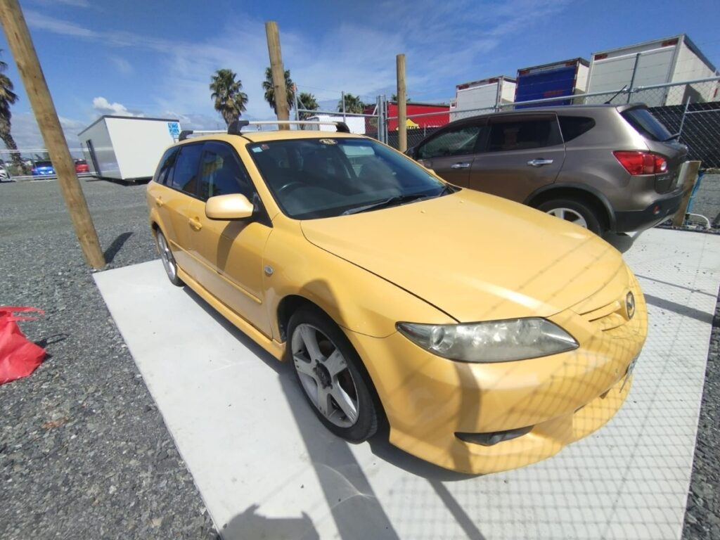 front side view of 2003 Mazda Atenza