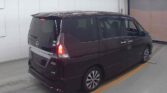 used 2018 Nissan Serena exterior view