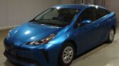 front side view of blue 2019 Toyota Prius