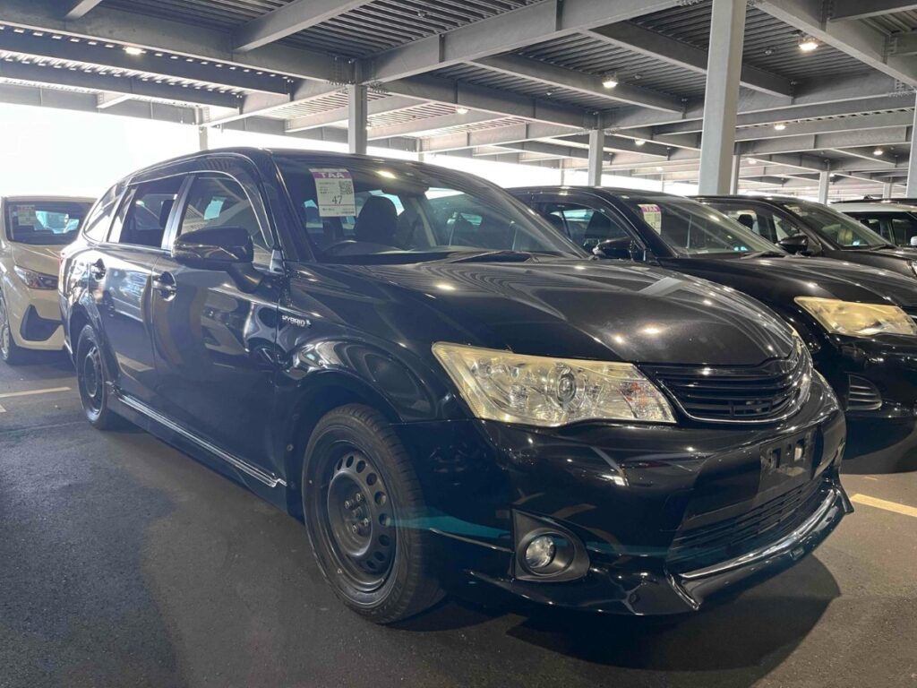 front side view of black 2014 Toyota Corolla