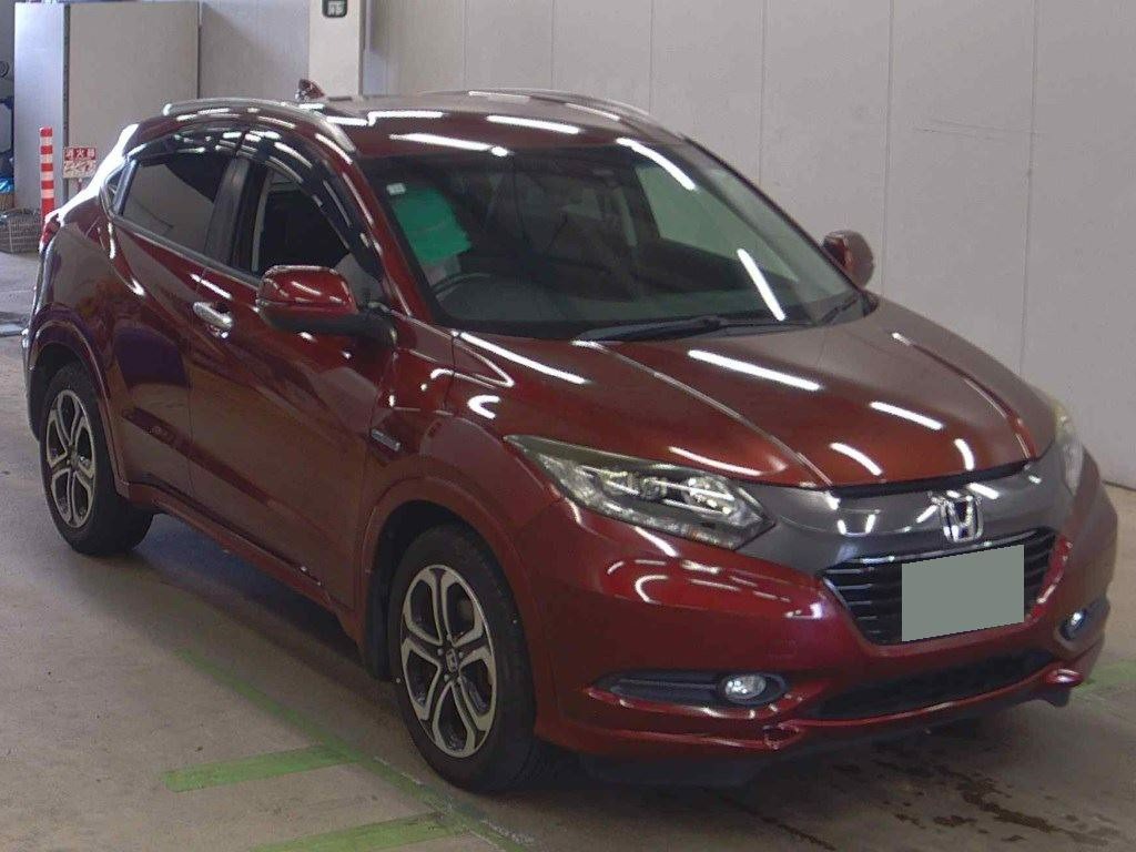 side view of used 2014 Honda Vezel