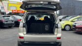 used 2006 Mitsubishi Outlander open trunk view
