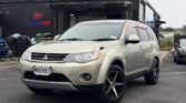 front side view of 2006 Mitsubishi Outlander