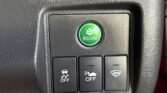 2014 Honda Vezel inside view