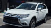side view of 2017 Mitsubishi Outlander 20G SAFETY PACKAGE