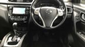 front inside view of 2016 Nissan X-Trail