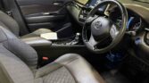 front interior view of 2017 Toyota C-HR