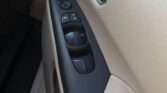 used 2016 Nissan Serena door functional buttons view