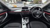 front seats view of 2014 BMW 320i