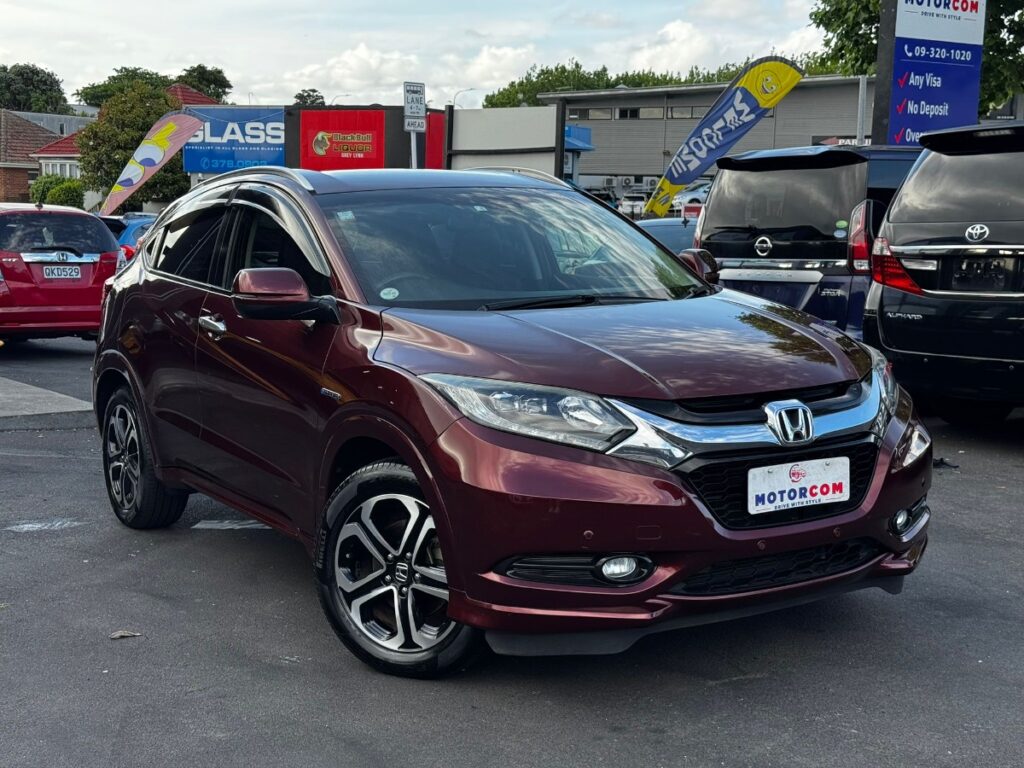 2014 Honda Vezel side view
