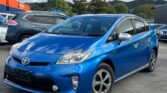 front side view of 2014 Toyota Prius 5D S