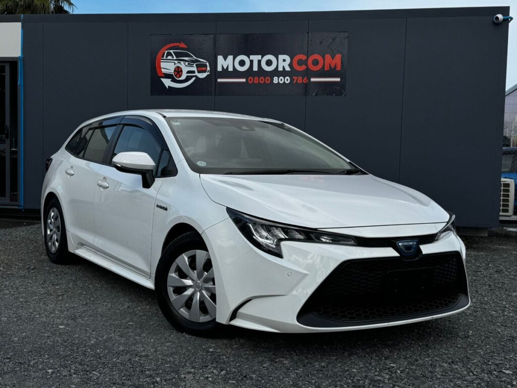 front side view of 2020 Toyota Corolla
