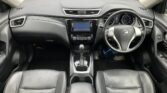 front seats view of 2015 Nissan X-Trail