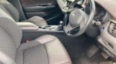 front interior view of 2017 Toyota C-HR