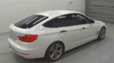 full side view of 2014 BMW 320i