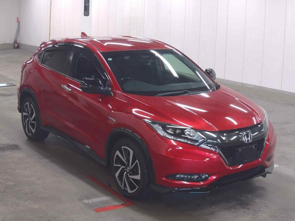 front side view of 2017 Honda Vezel