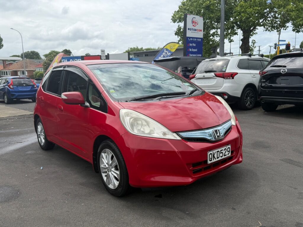 side view of used 2011 Honda Fit