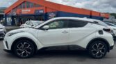 full side view of 2017 Toyota C-HR G