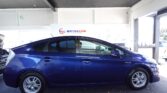 used 2010 Toyota Prius full side view