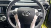 used 2017 Toyota Aqua steering wheel view