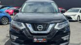 front view of 2018 Nissan X-Trail