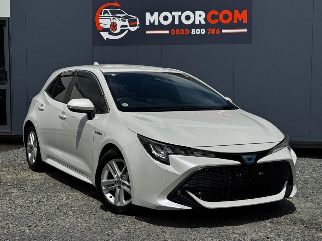 front side view of 2019 Toyota Corolla