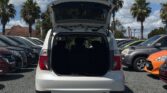 open trunk view of 2005 Honda EDIX