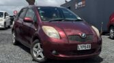 front side view of 2006 Toyota Vitz