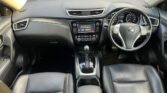 front seats view of 2015 Nissan X-Trail
